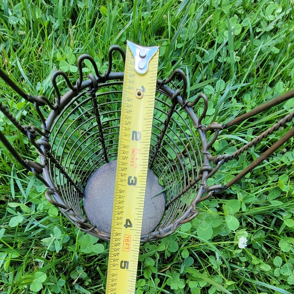 Wire Wine basket. - Picture 6 of 12